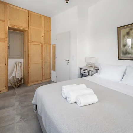 Cycladic Wine Press House * Alikí