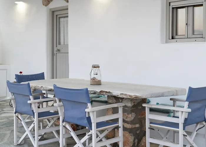 Cycladic Wine Press House Hébergement de vacances *